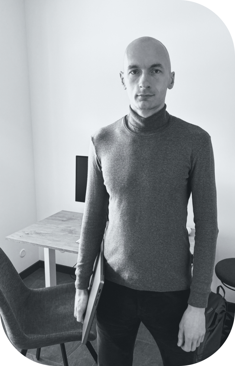 Jarosław Karnas – product designer and front-end developer